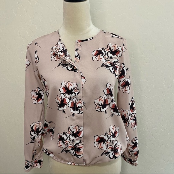Ann Taylor pink floral button down long sleeve blouson Size XSP - Picture 6 of 6